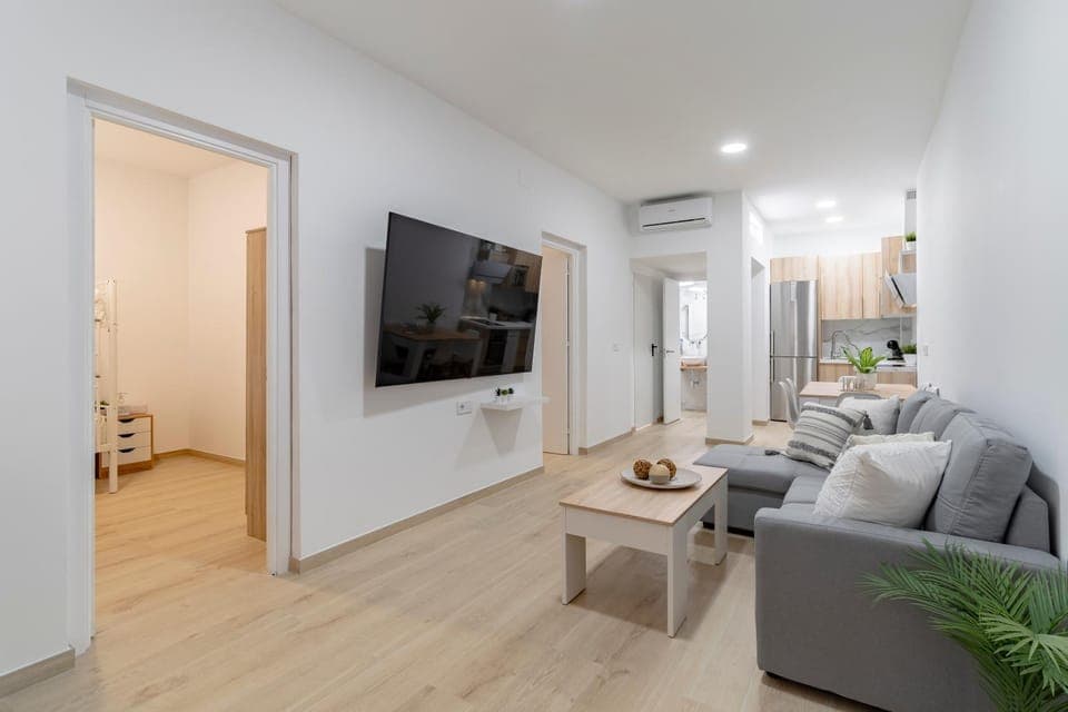 Communal lounge/ TV room, TV and multimedia, Living room, internet, internet, air conditioner