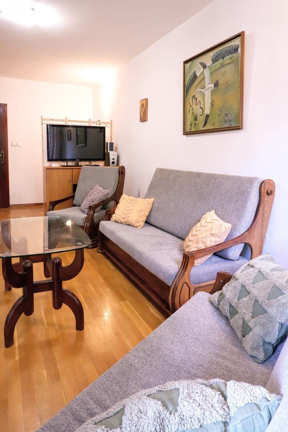 TV and multimedia, Living room, Seating area