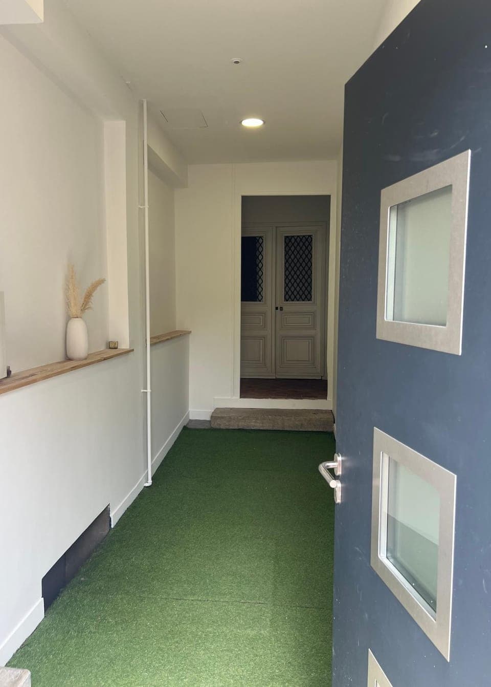 Property building, Facade/entrance