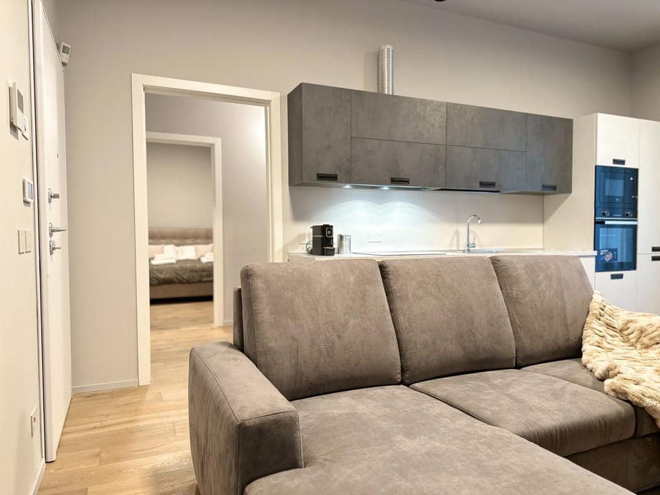 Bed, Kitchen or kitchenette, Living room, Photo of the whole room, Seating area, Bedroom