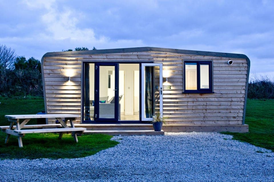 Property building, Night, Seating area