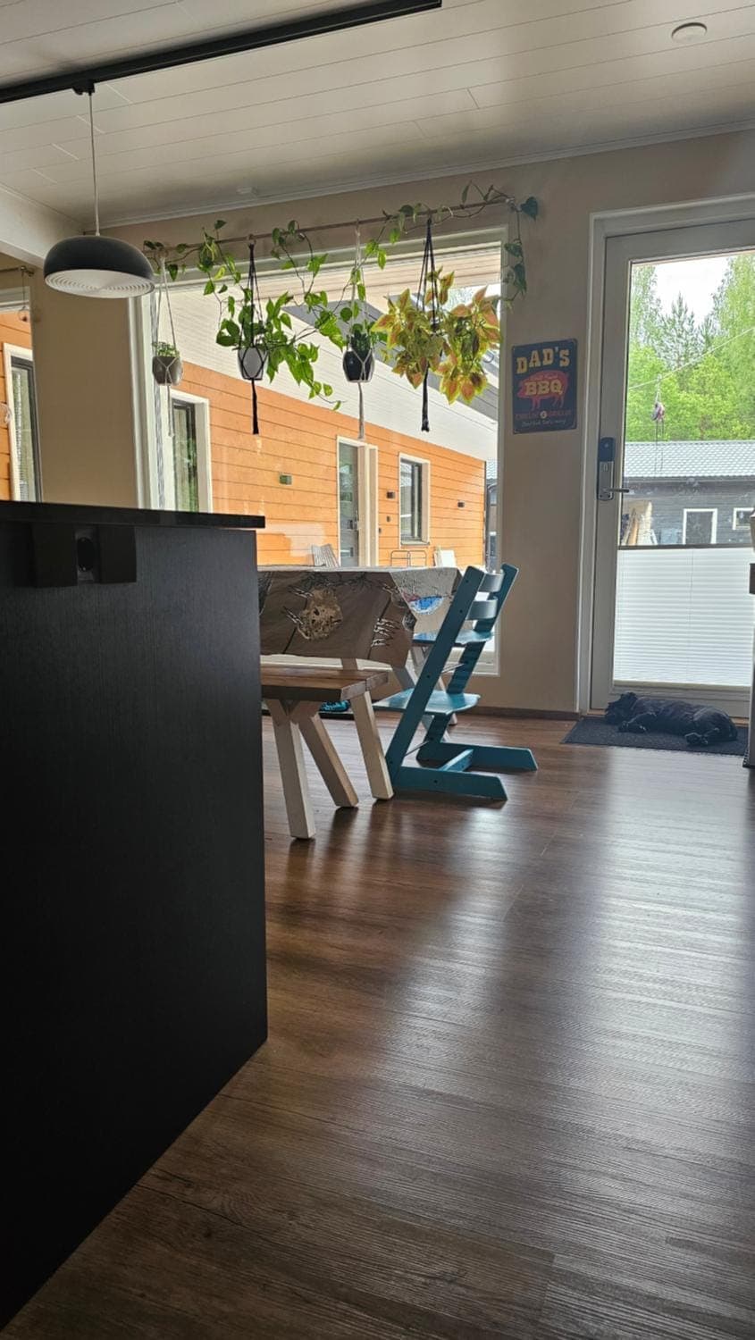 Kitchen or kitchenette, Communal kitchen