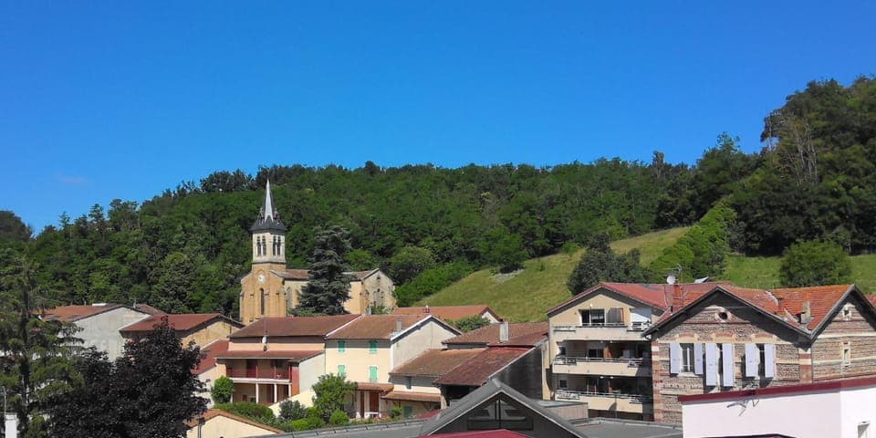 Property building, Restaurant/places to eat, City view, City view, Breakfast, Parking