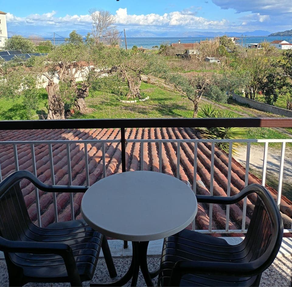 Natural landscape, Balcony/Terrace, Sea view
