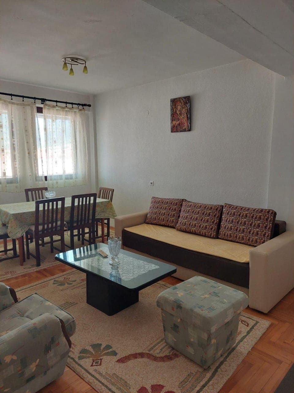 Living room, Seating area, Dining area