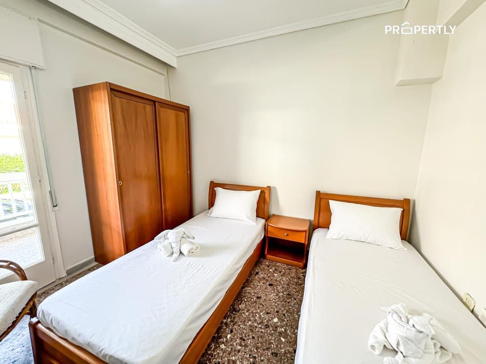 Bed, Photo of the whole room, Bedroom, towels, wardrobe