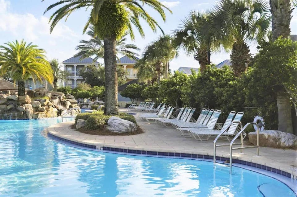 Swimming pool, Swimming pool