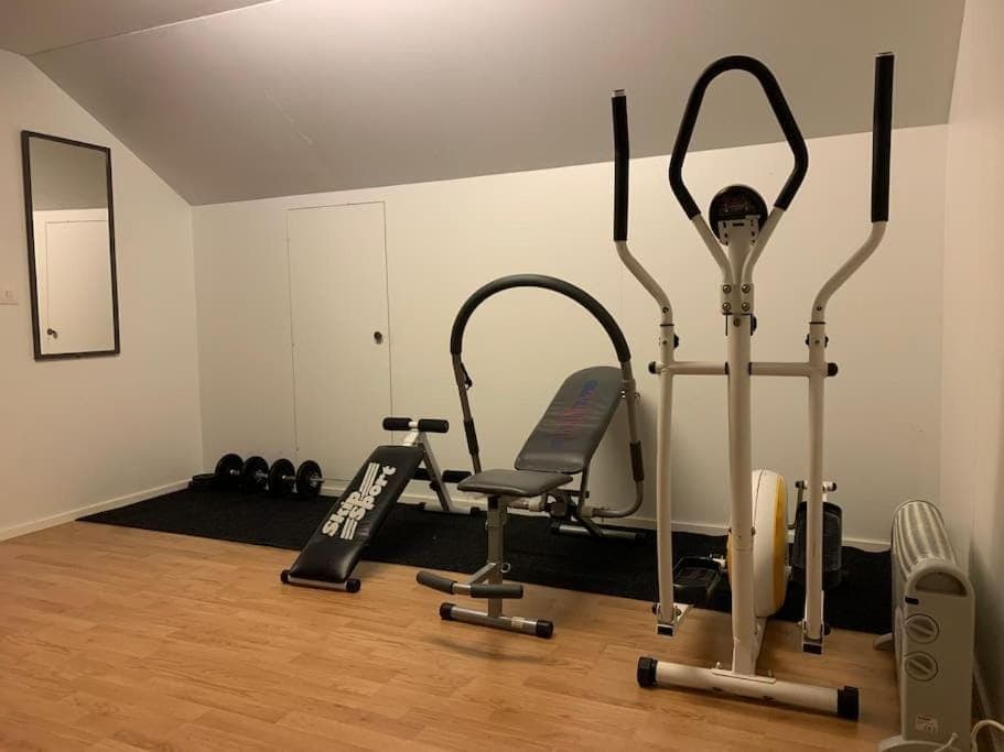 Late, Duplex house apartment for 7 near Meyer gate Apartment in Turku