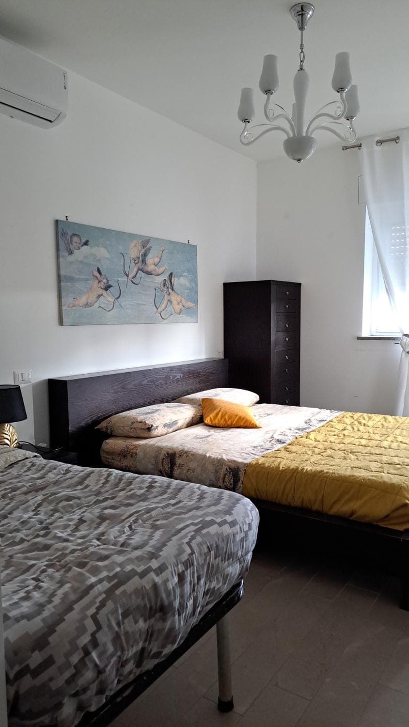 Bed, Photo of the whole room, Bedroom, air conditioner