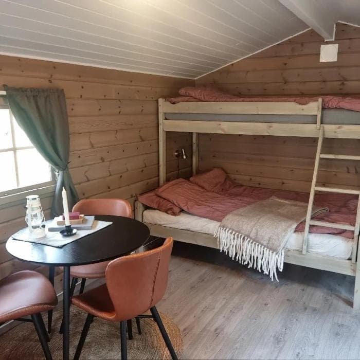Dining area, bunk bed