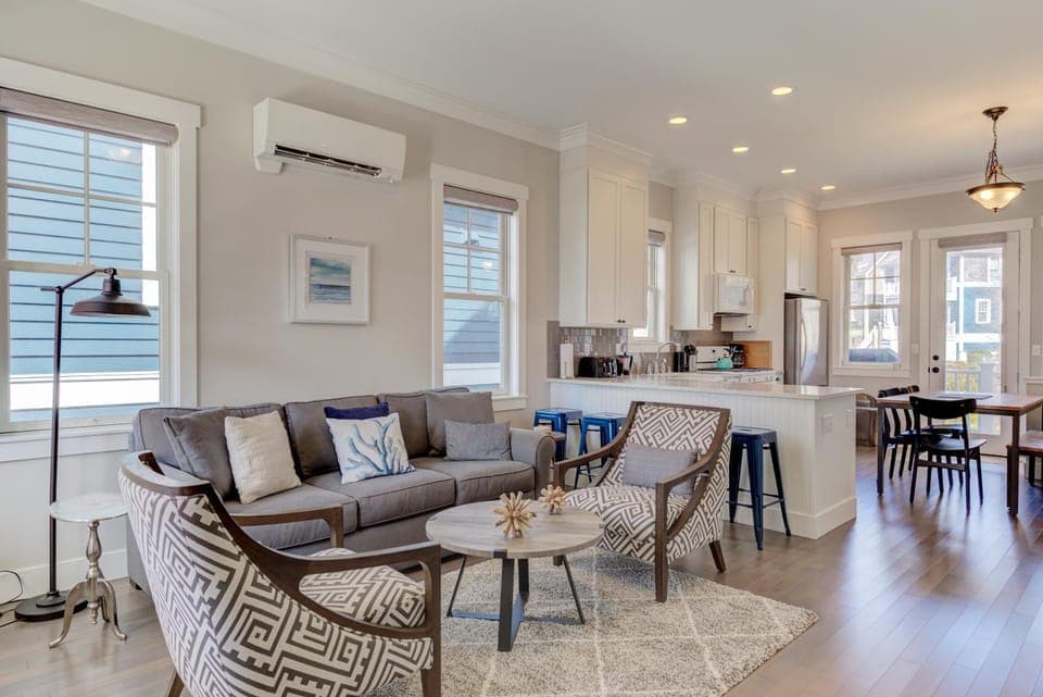 Living room, Seating area