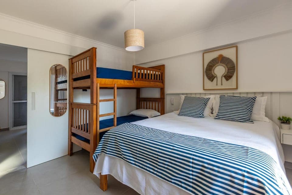 Bed, Photo of the whole room, Bedroom, bunk bed