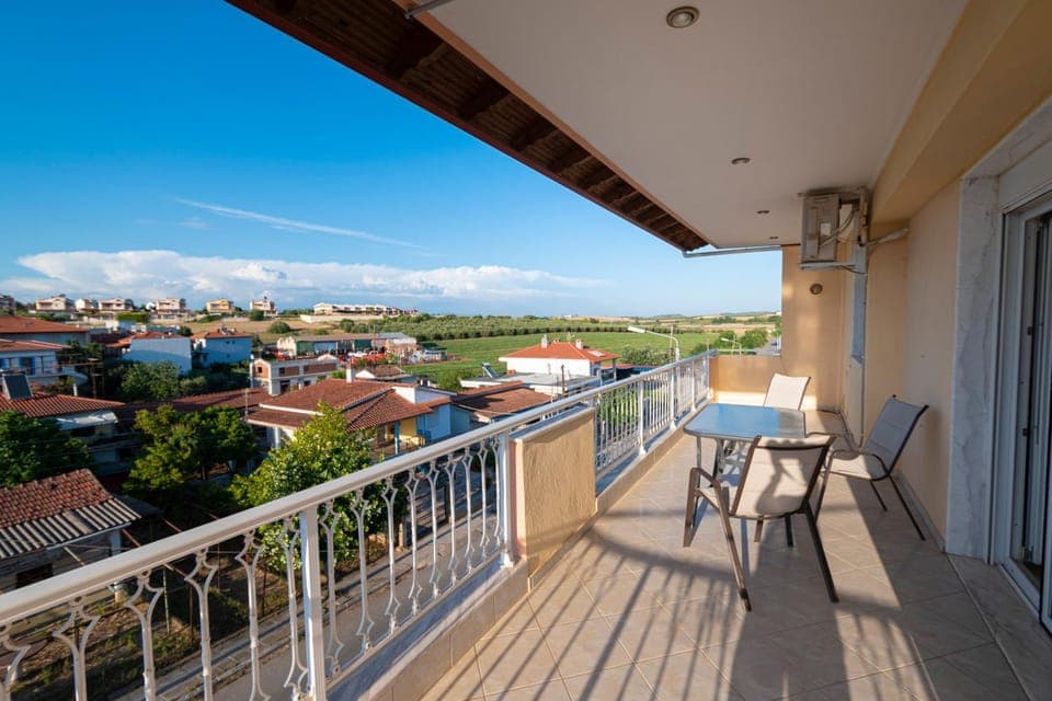 Day, Natural landscape, Balcony/Terrace