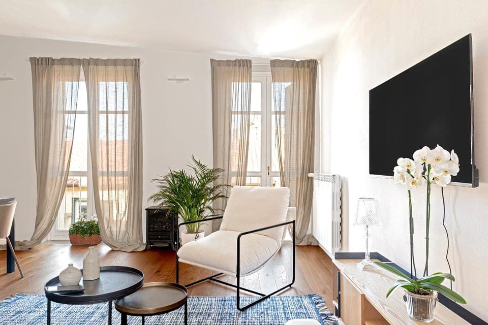 TV and multimedia, Living room, Seating area