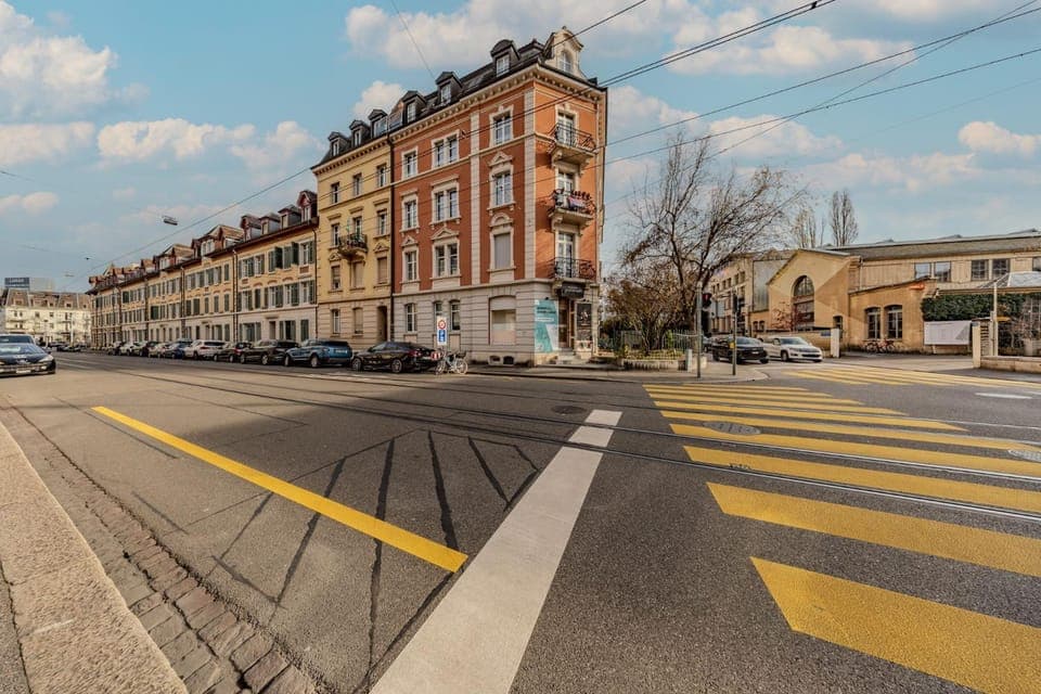 Property building, Neighbourhood, Street view