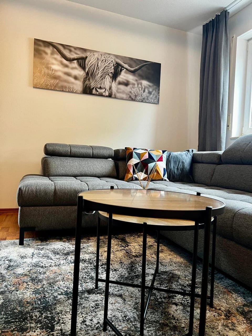 Living room, Seating area