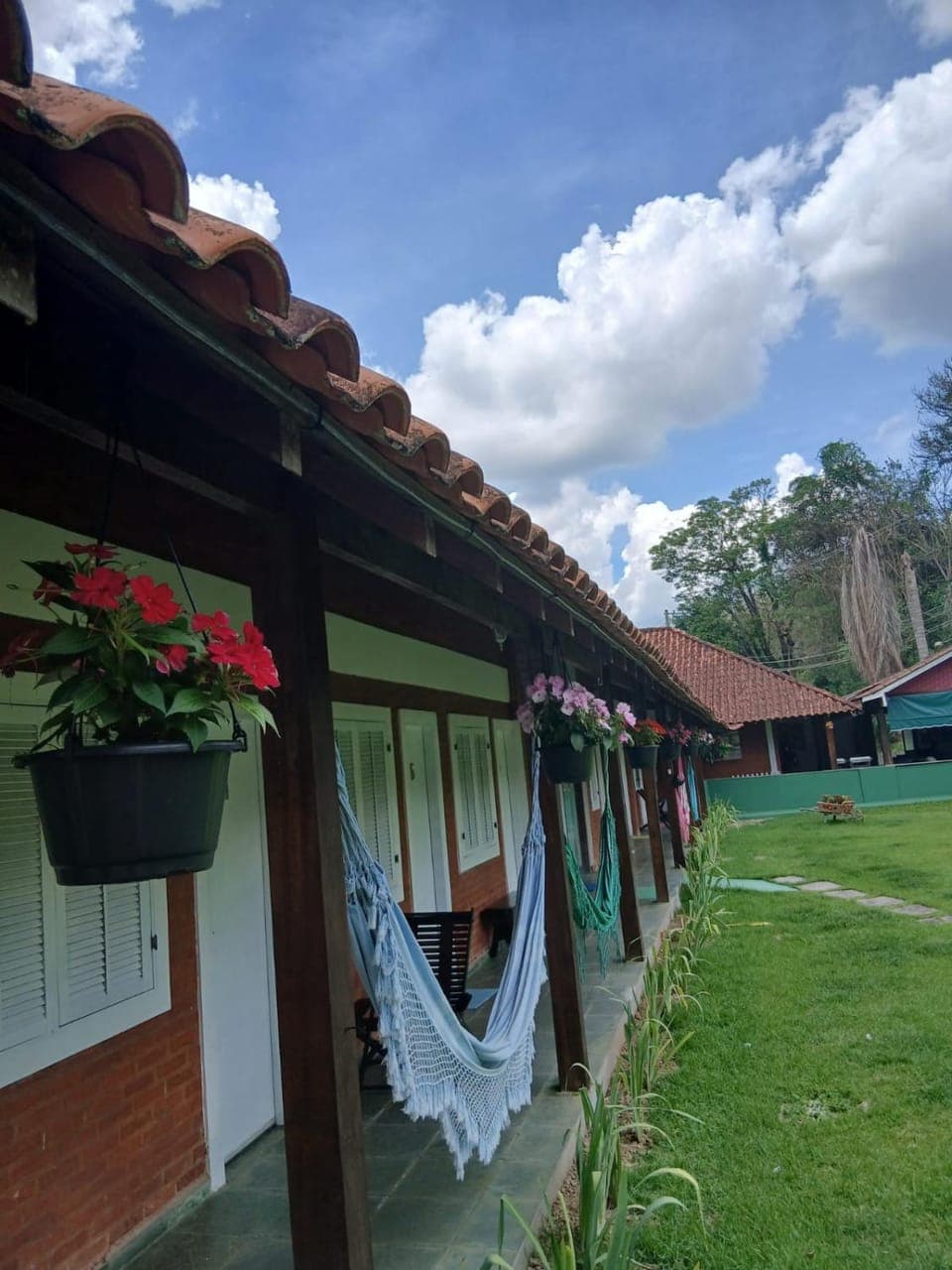 Property building, Patio, Facade/entrance, Balcony/Terrace, Garden view