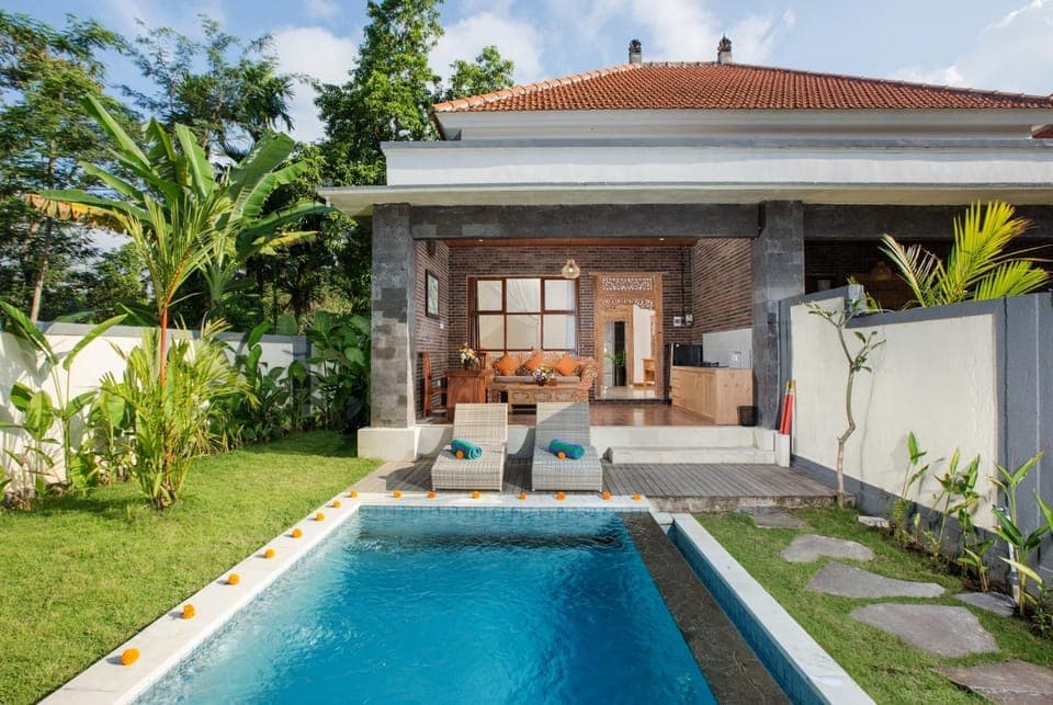 Property building, Garden, Balcony/Terrace, Kitchen or kitchenette, Dining area, Garden view, Pool view, Swimming pool, minibar, sunbed, kitchen