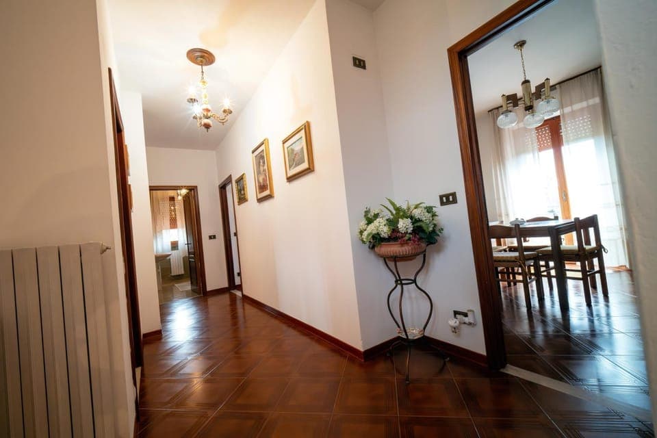 Communal lounge/ TV room, Bathroom, Lounge or bar