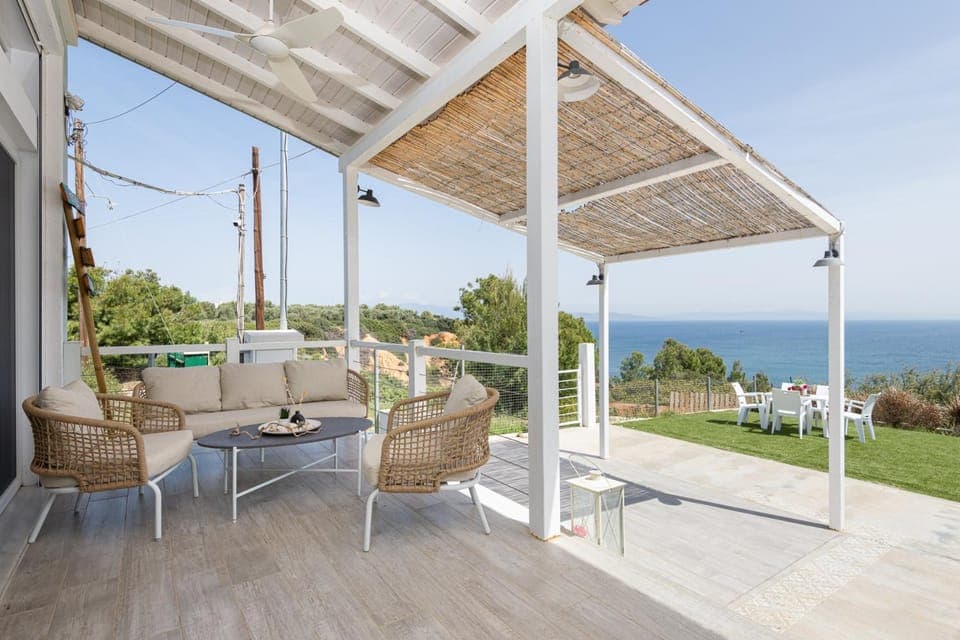 Patio, Day, View (from property/room), Balcony/Terrace, Seating area, Sea view