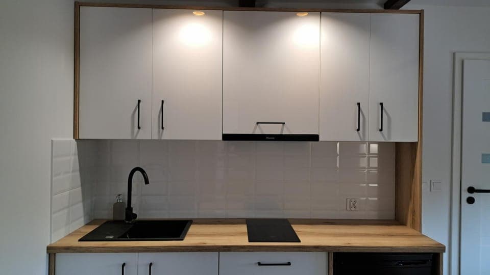 Kitchen or kitchenette, stove