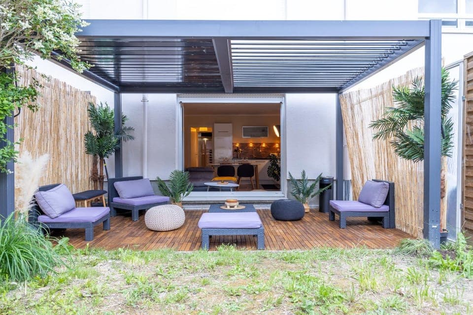 Patio, Garden, Garden view