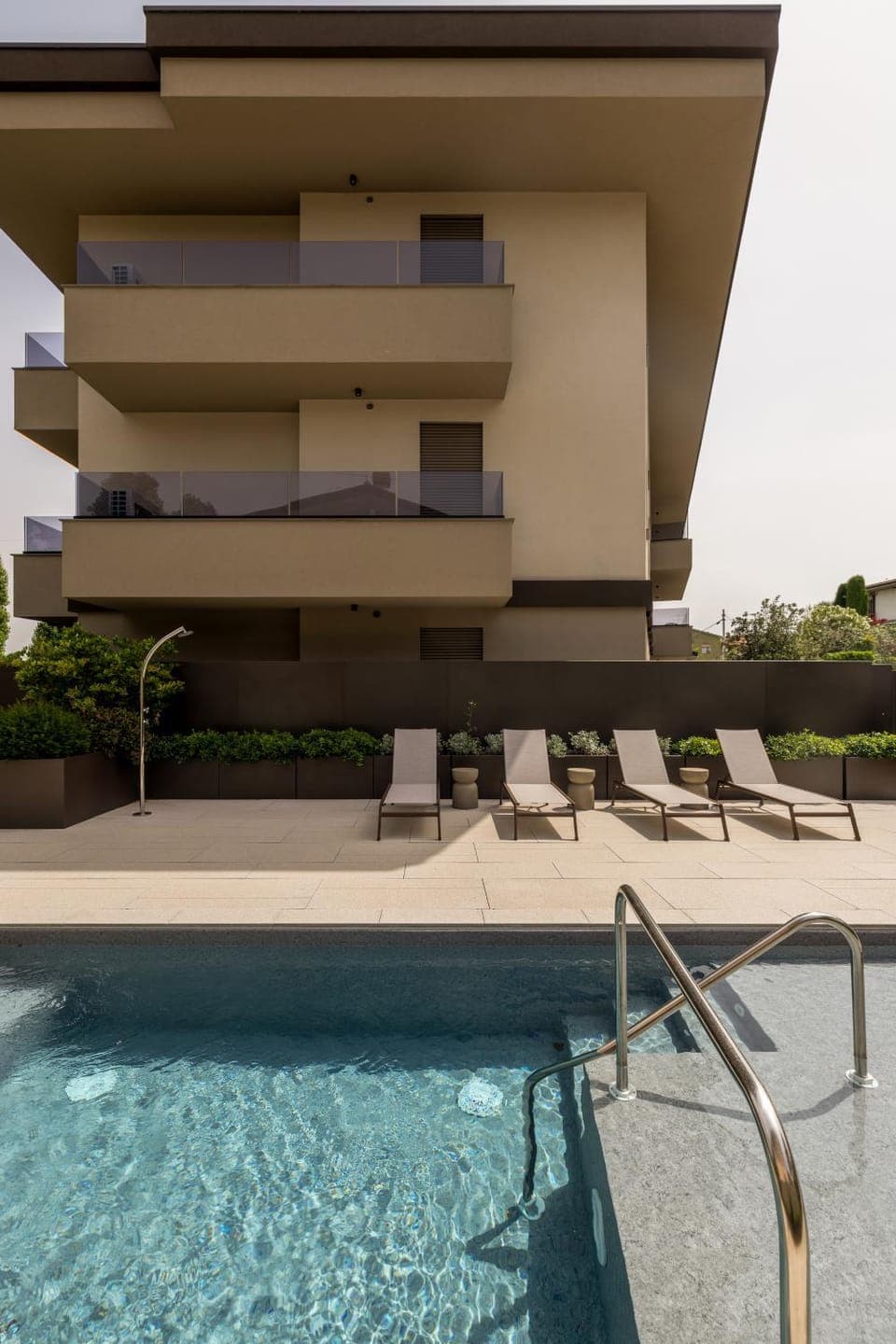 Day, Balcony/Terrace, Pool view, Swimming pool, sunbed, Internal: Not applicable to any particular room