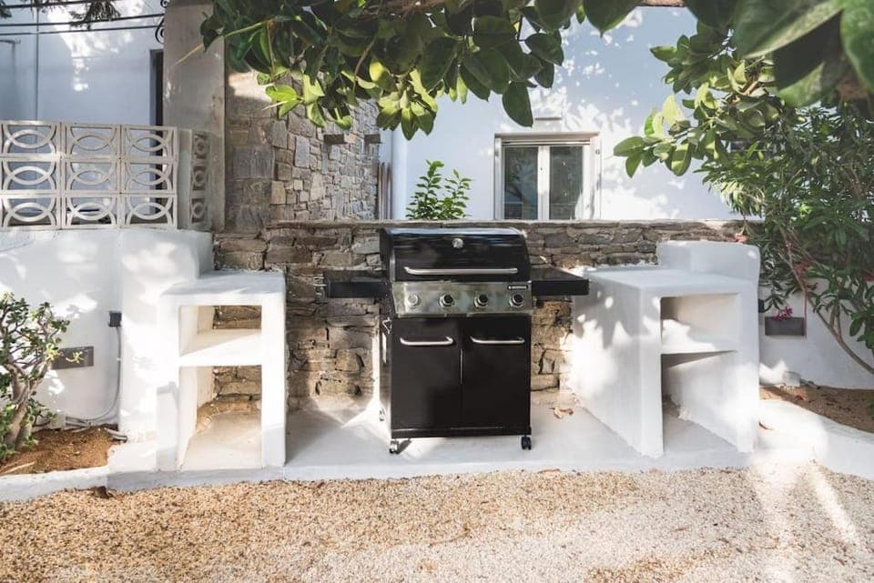 BBQ facilities, Garden