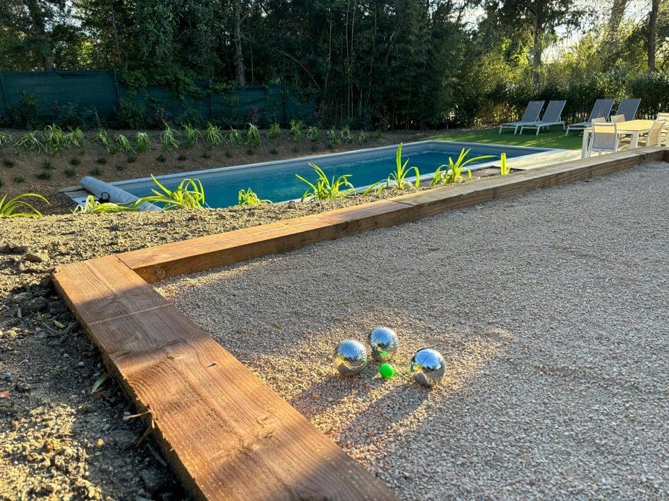 Garden, Swimming pool, Entertainment