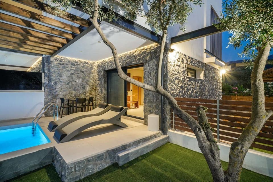 Garden, Swimming pool, sunbed