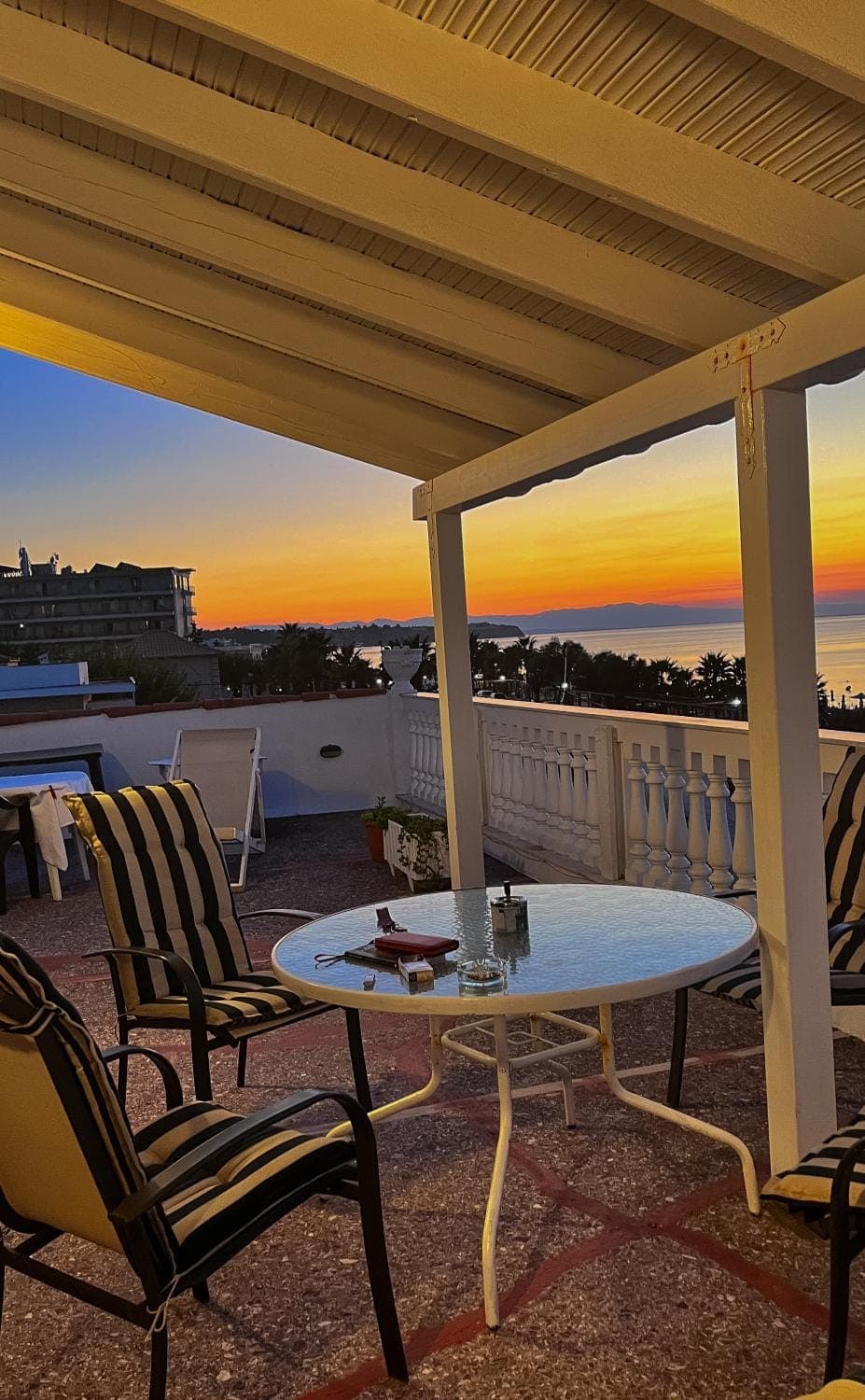 Natural landscape, View (from property/room), Balcony/Terrace, Seating area, Sea view, Sunset, sunbed