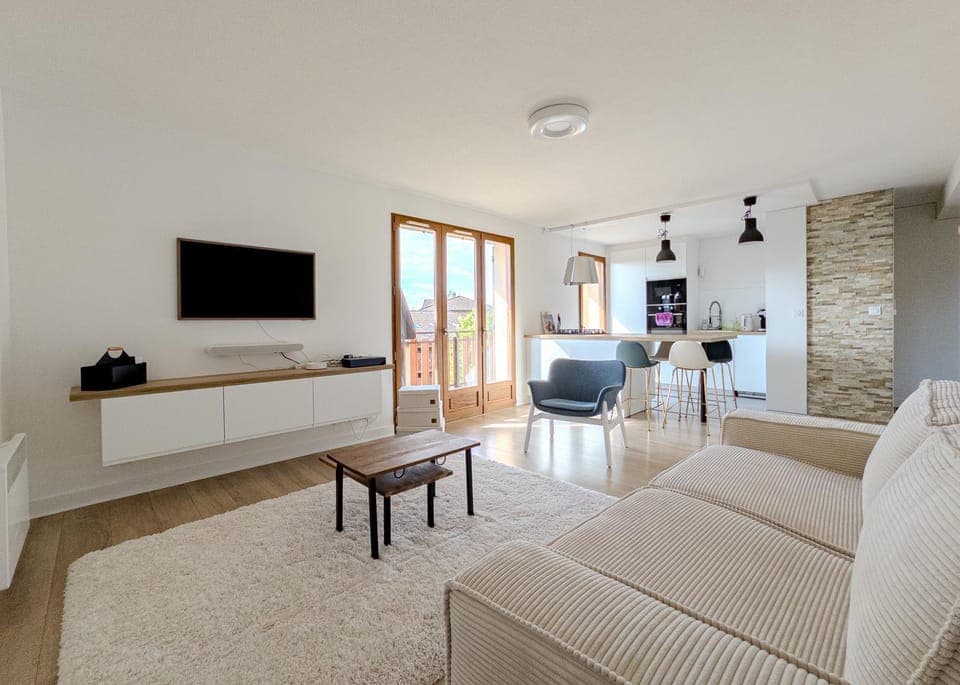 TV and multimedia, Living room