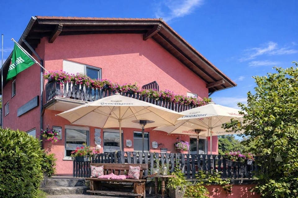 Property building, Balcony/Terrace, Balcony/Terrace