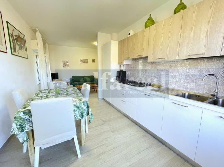 Dining area, dishwasher, stove