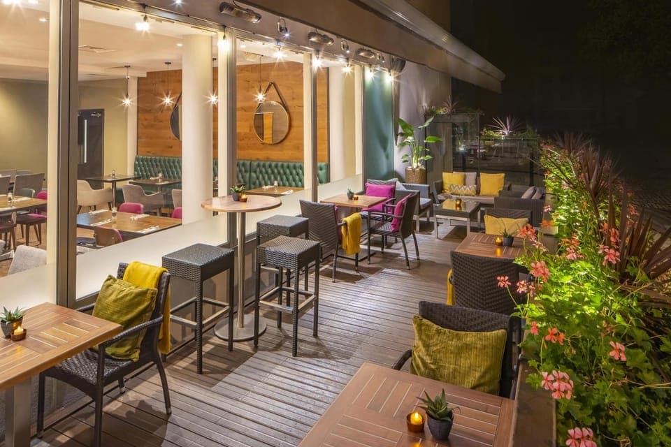 Restaurant/places to eat