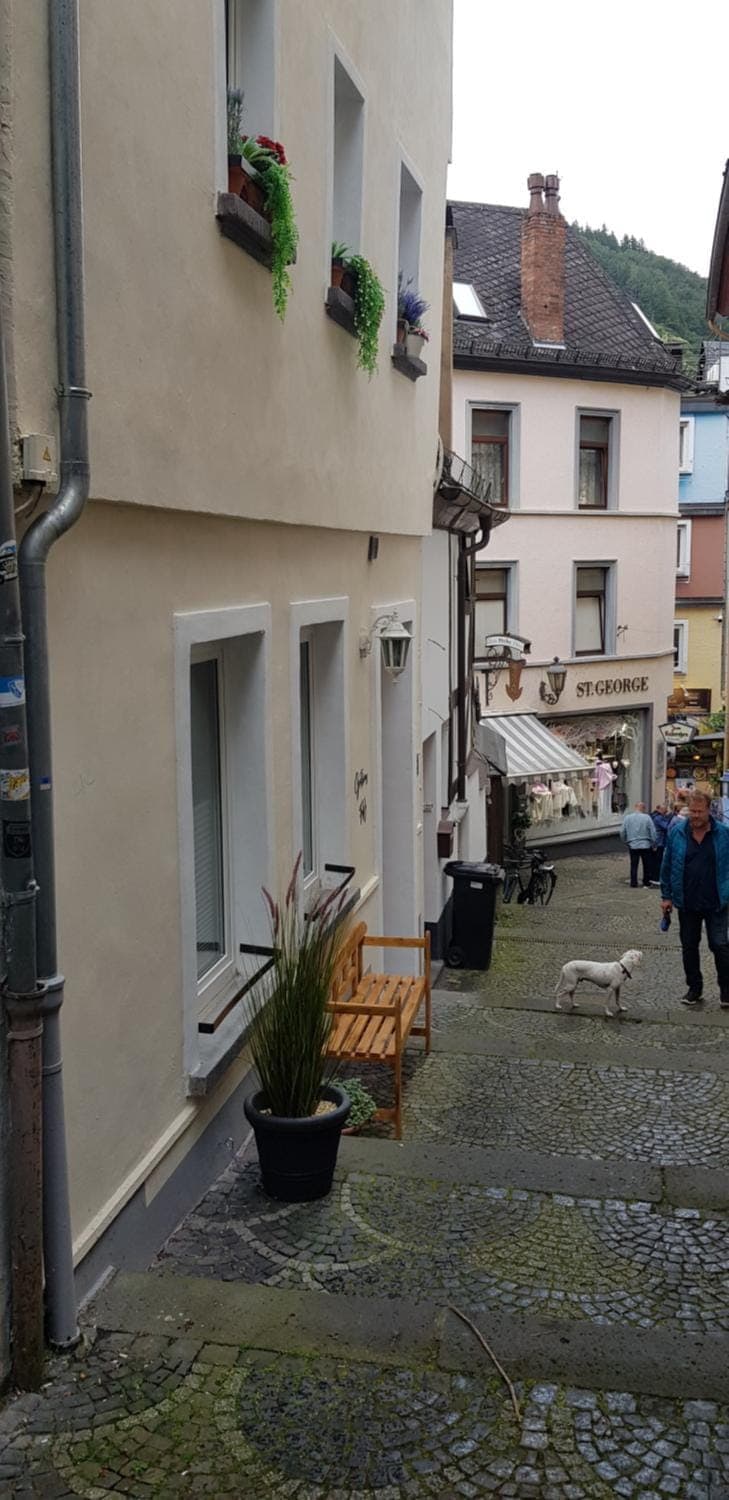 Property building, Street view