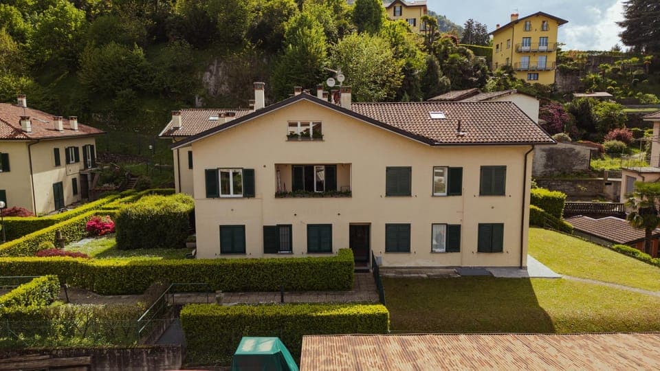 Property building, Garden view