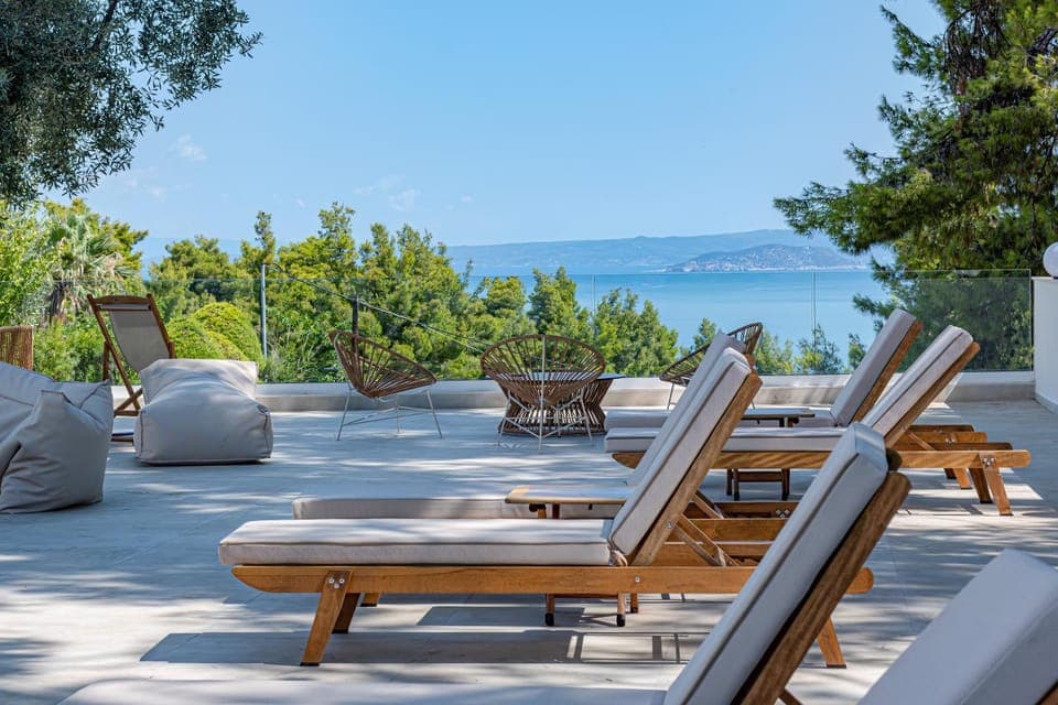 Patio, Day, Natural landscape, View (from property/room), sunbed, Internal: Not applicable to any particular room