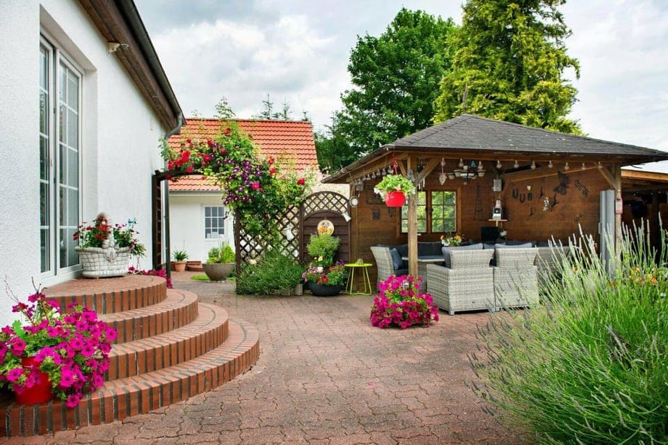 Property building, Garden, Garden view