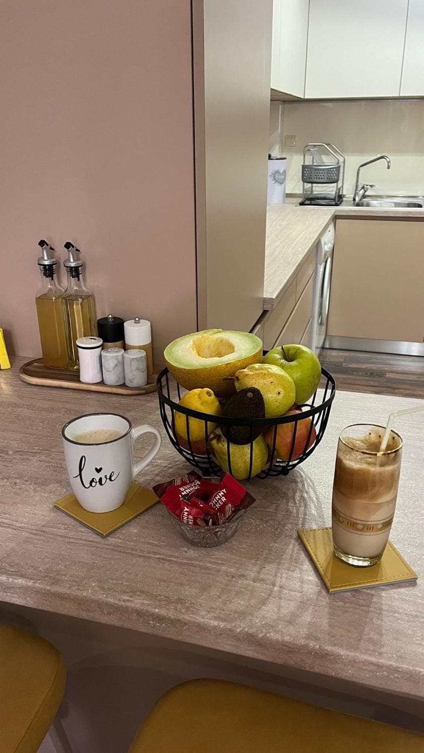 Living room, Dining area, kitchen