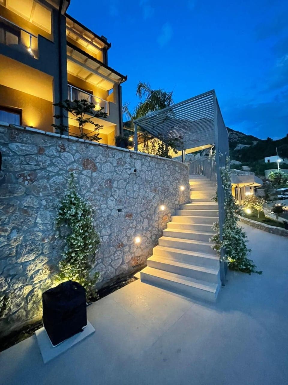 Property building, Garden view