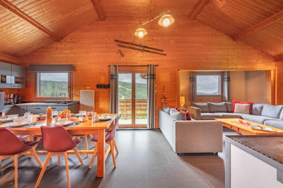 Kitchen or kitchenette, Living room, Dining area