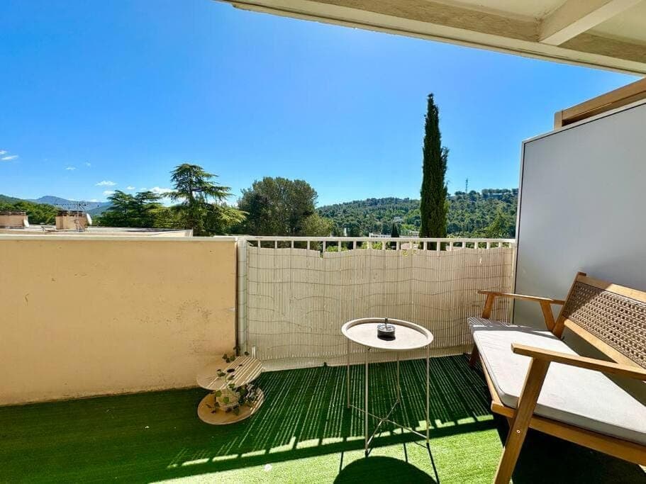 View (from property/room), Balcony/Terrace