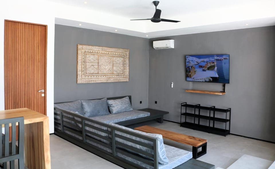 TV and multimedia, Living room, air conditioner