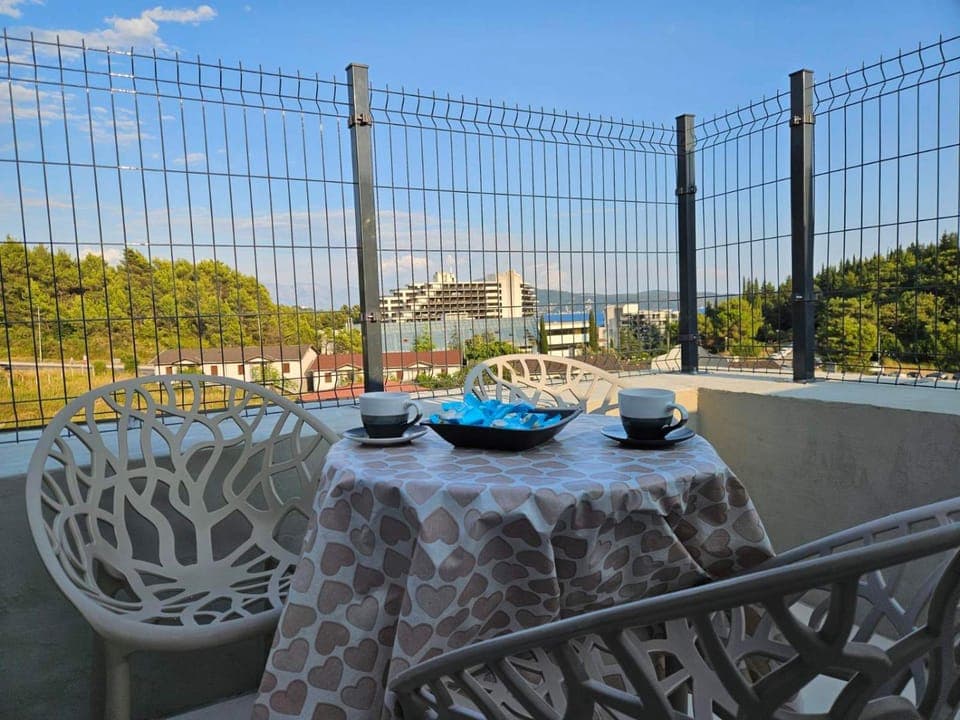 Balcony/Terrace, Balcony/Terrace