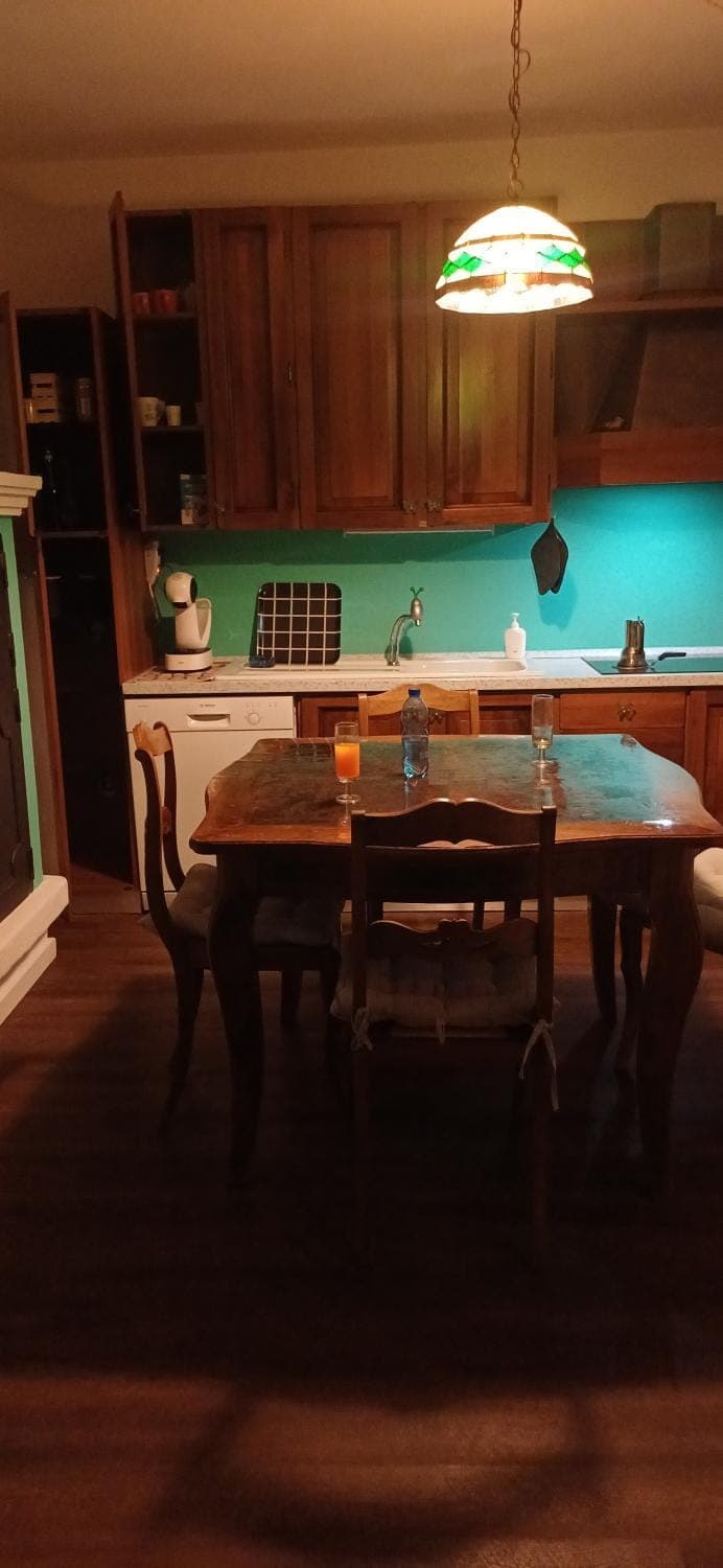 Kitchen or kitchenette, Seating area, Dining area