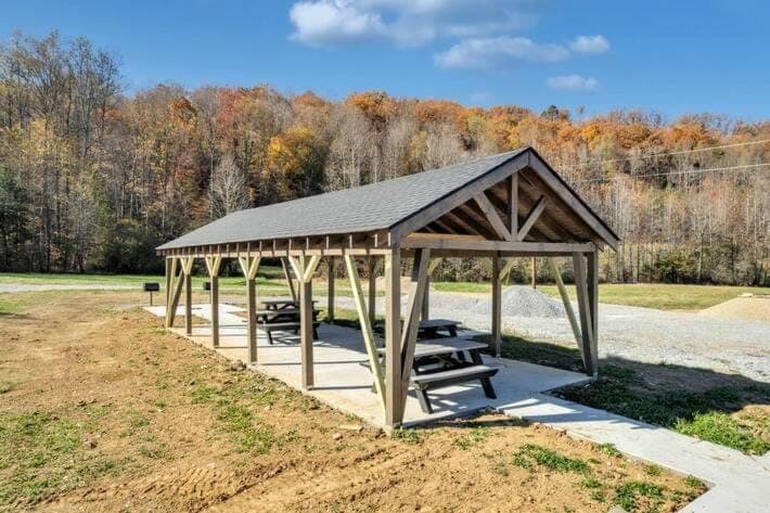 Restful Bungalow House in Jenkins Mill