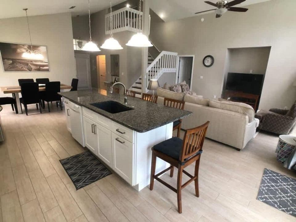 Beautiful Remodeled Private Pool Home House in Haines City