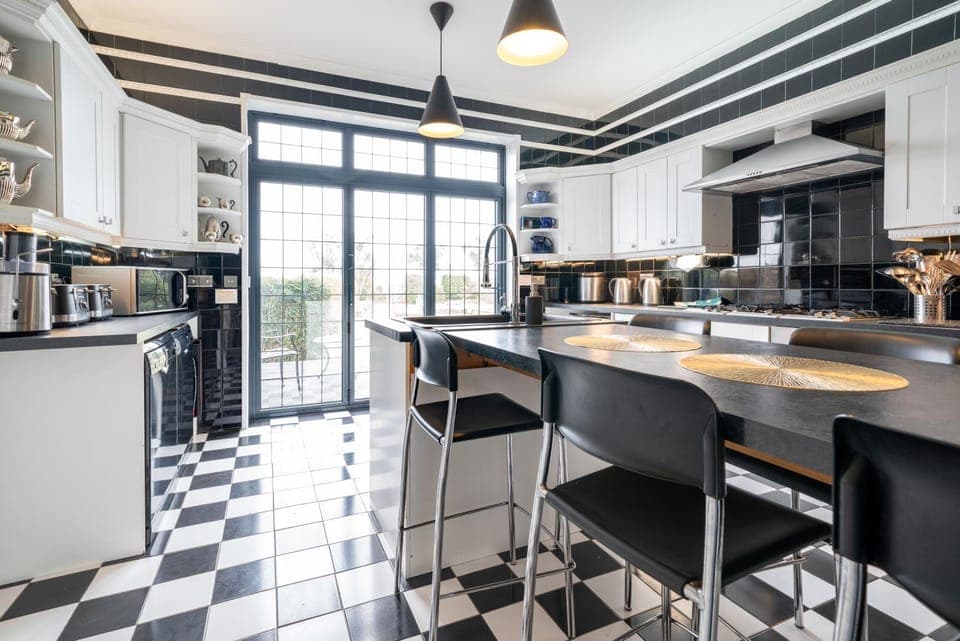 Kitchen or kitchenette, Dining area, dishwasher, oven, stove, toaster