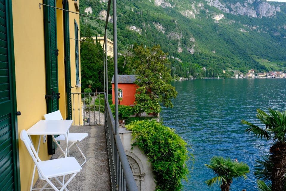 Balcony/Terrace, Lake view